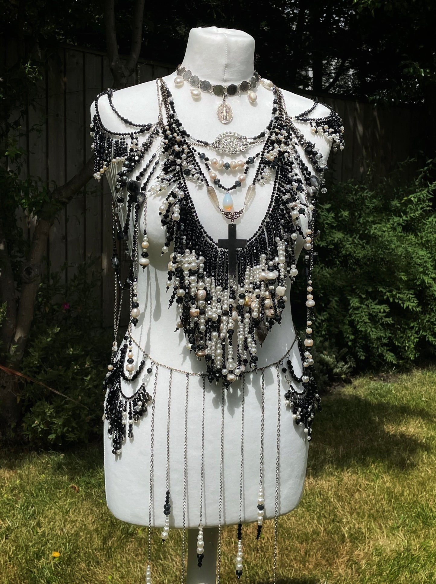 Victorian Widow Jewel Top