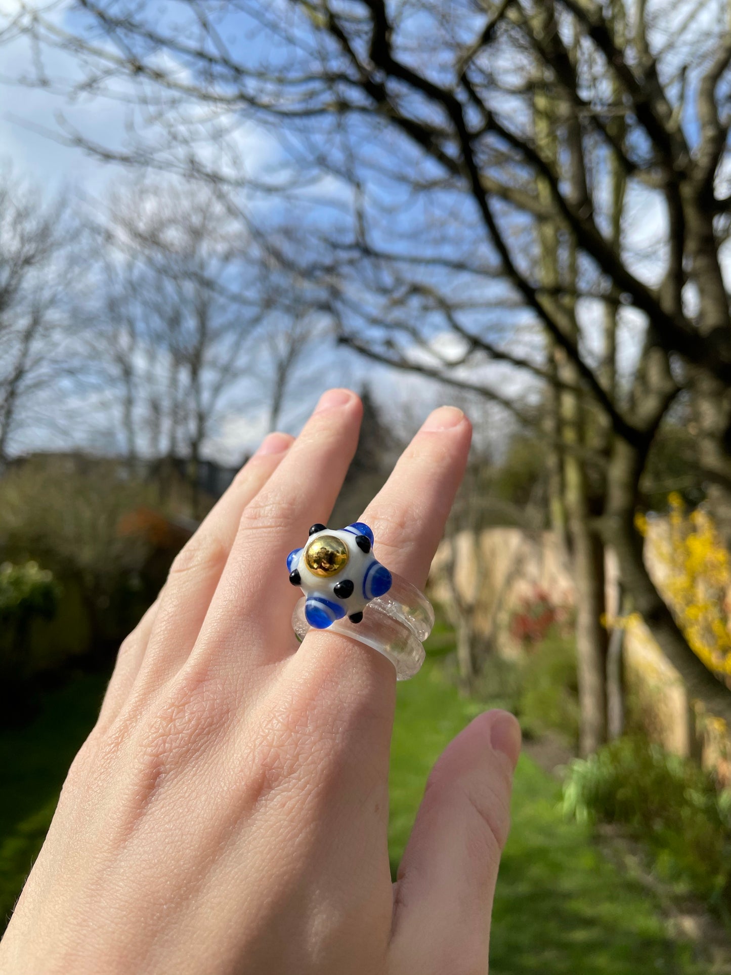 UFO cube ring
