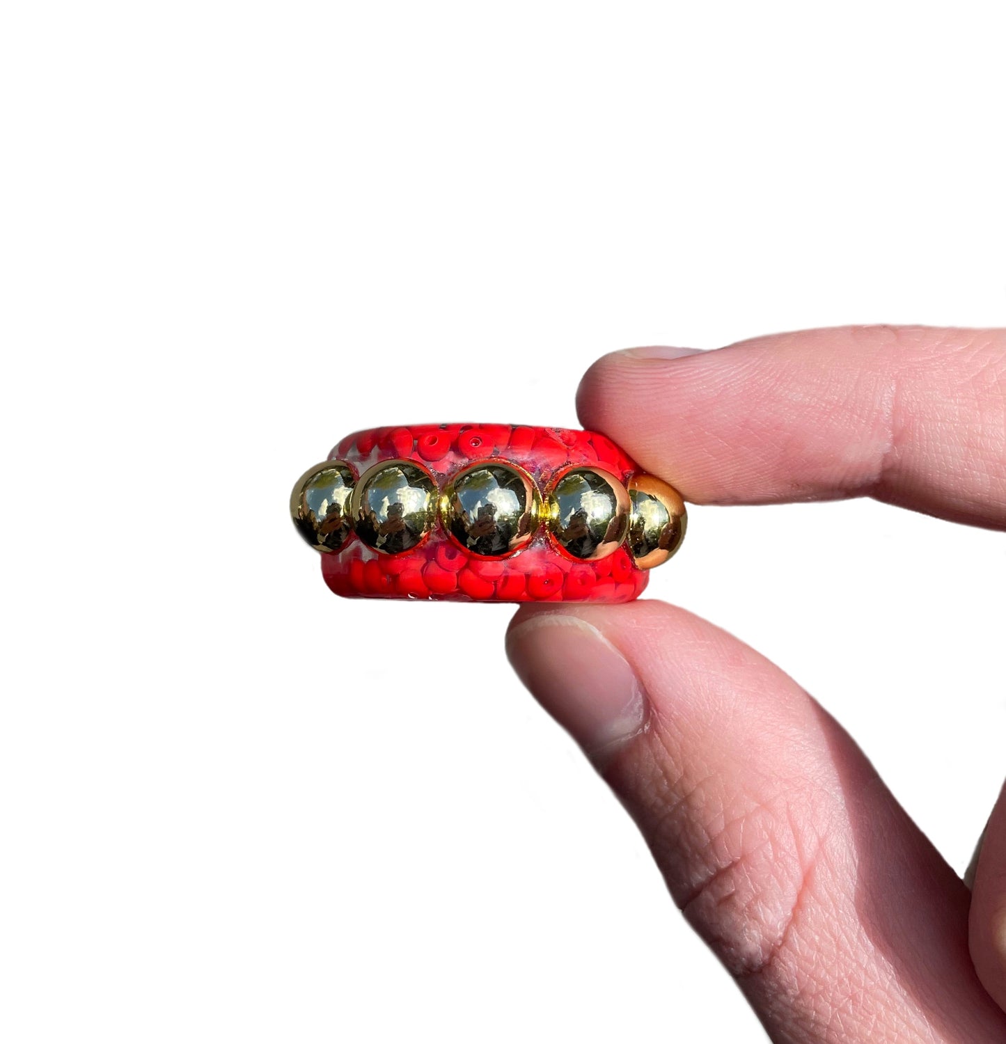 Red dotted gold bead ring