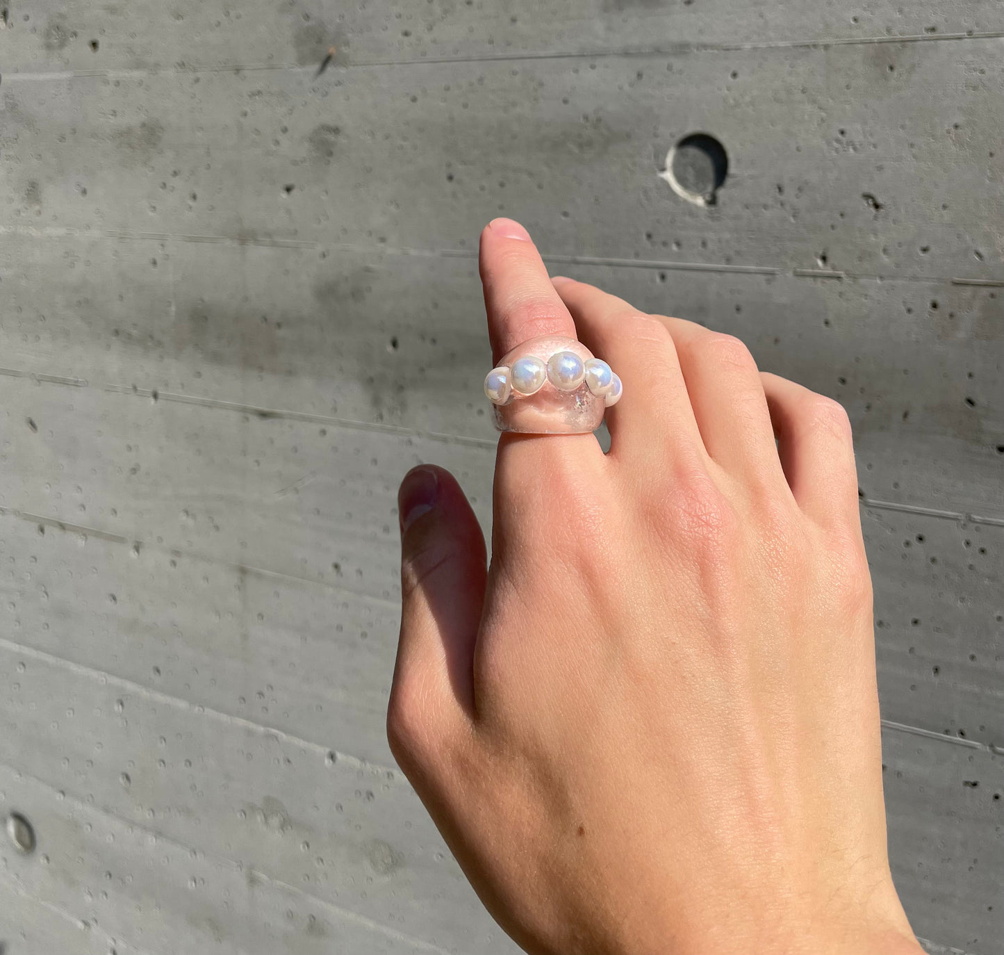 Pearl clear bubble ring