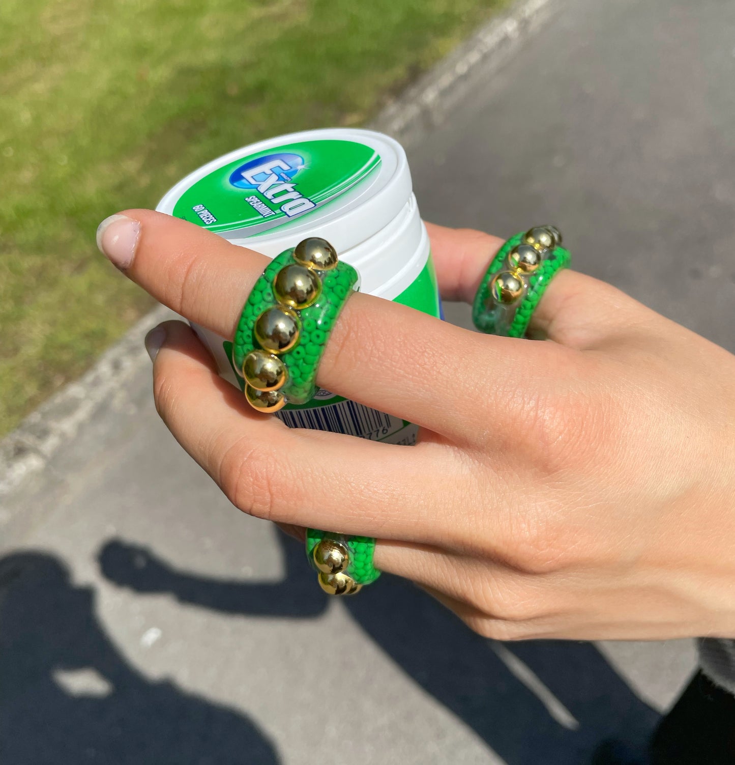 Green dotted gold bead ring set