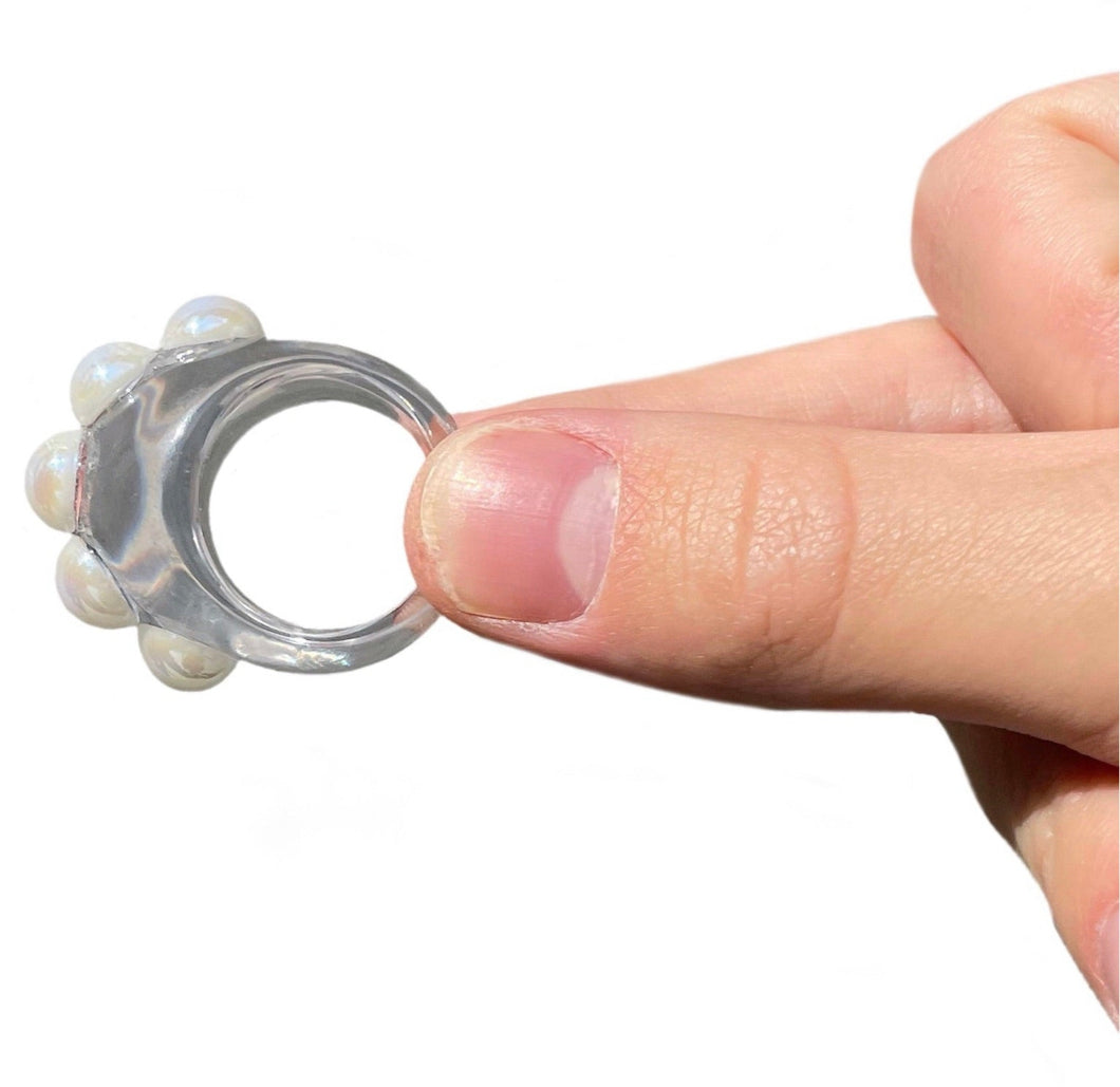 Pearl clear bubble ring